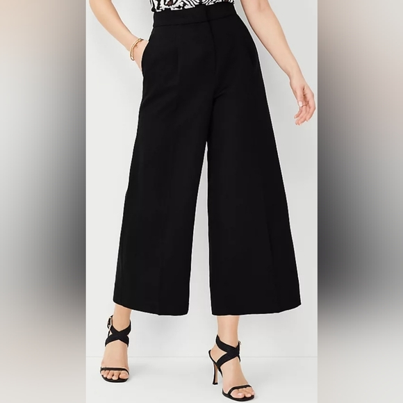 Ann Taylor Pants - Ann Taylor Black Culotte